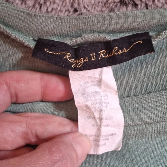 Raggs II Riches Crop Top - Picture 3 of 3